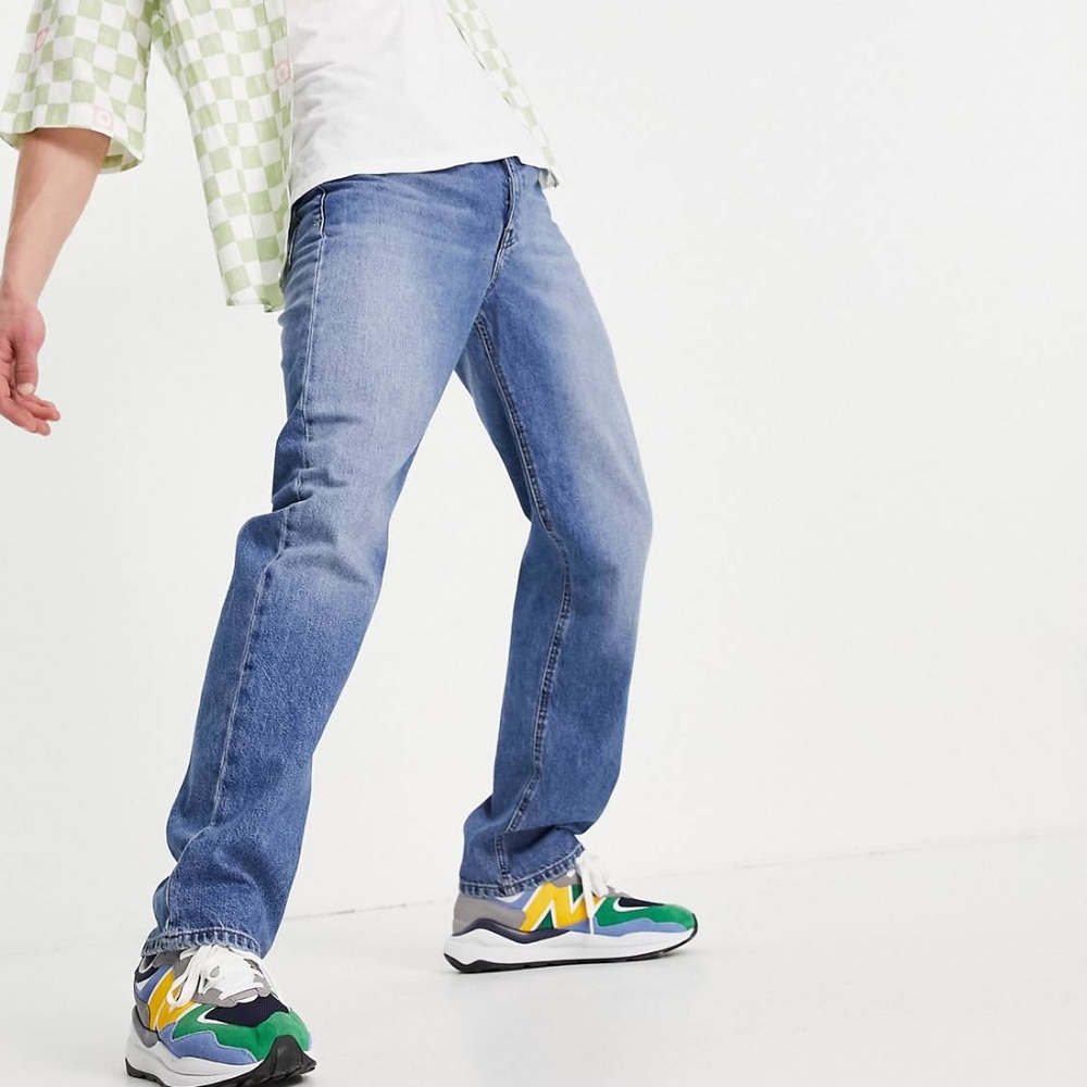 ASOS DESIGN Wide Straight Leg Jeans